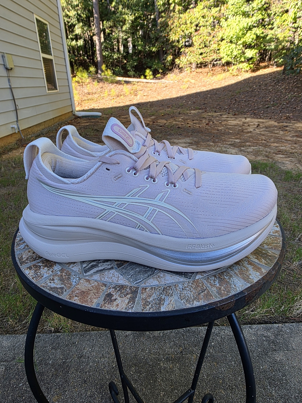 Asics Gel Nimbus 28 1012B899 Mineral Beige Running Shoes Women Size 9 Worn 5x